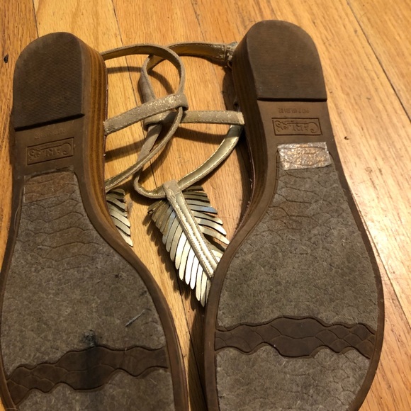 Carlos - Picture 5 of 6